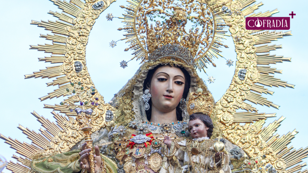 La procesión de la Virgen de la Oliva de Salteras en imágenesGalería de la procesión de Ntra. Sra. de la Oliva en la festividad de la Candelaria por las calles de su municipio